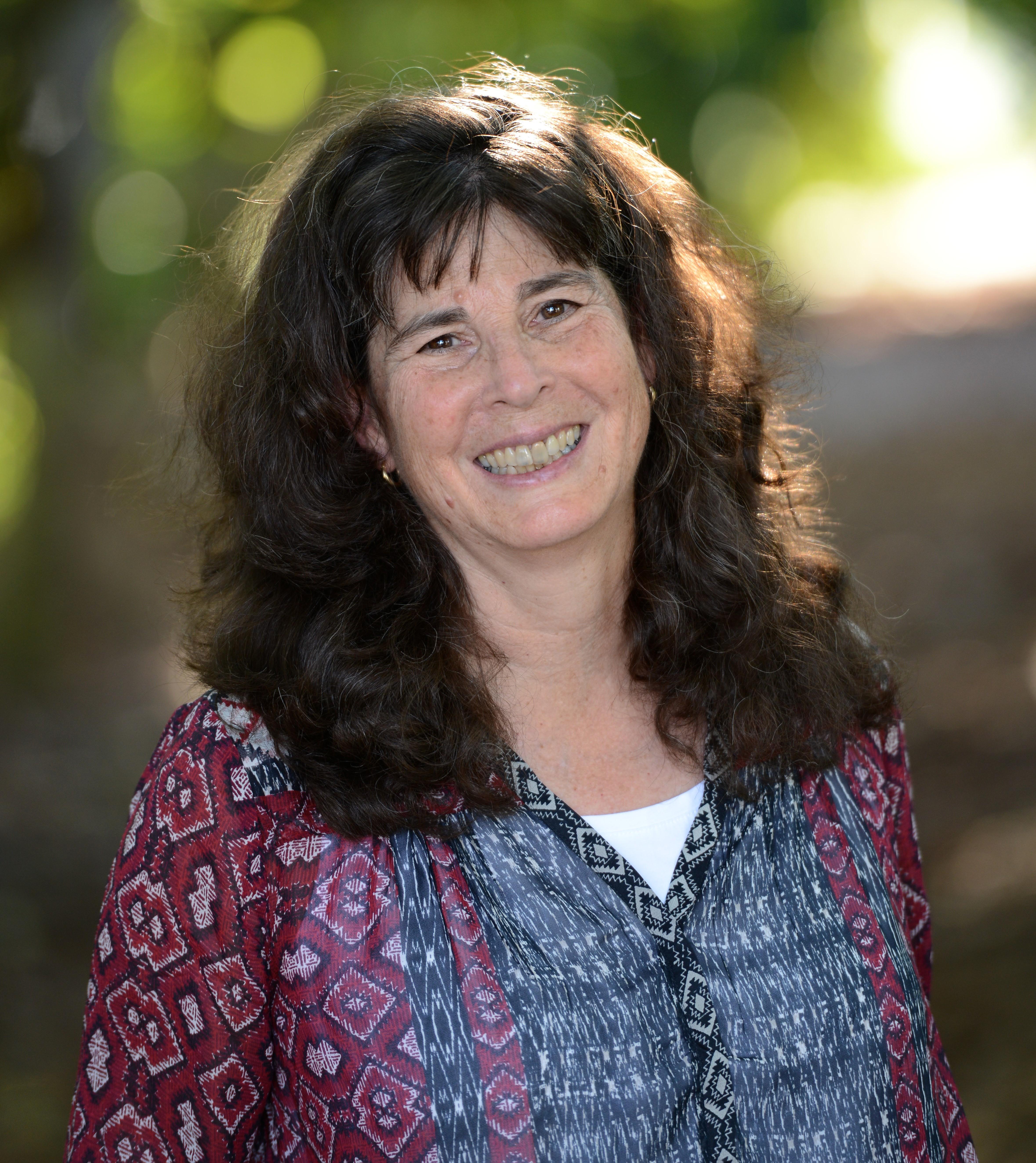 UCR Mary Lu Arpaia avocados.jpg